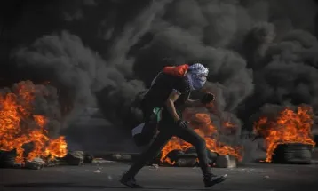 Violence rocks East Jerusalem and West Bank as Israel orders evacuation of Gaza Strip