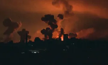 Israel targets Hamas tunnels in hopes of reaching civilians in Gaza Strip