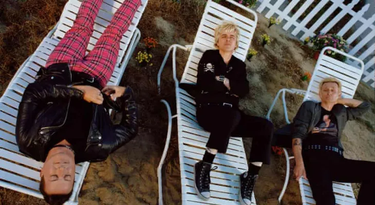Green Day's Saviors: Navigating Political Turbulence, UK Adventures, and Punk Resurgence