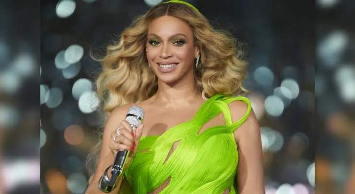 Beyoncé Makes History as the First Black Woman to Top the US Hot 100 with a Country Song