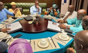Guinean Traditional Musician Sekouba Bambino Visits Mandingo Union President in Freetown Ahead of Concert