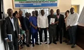 Ministry of Public Administration and Political Affairs Holds General Staff Meeting