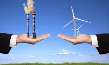 Freetown Endorses Fossil Fuel Ban, Advocates for Renewable Energy Transition