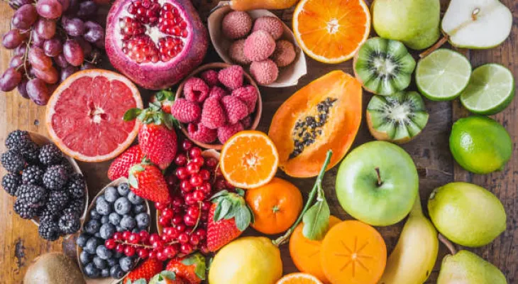Three Super Fruits That Help You Stay Fresh and Look Younger Naturally